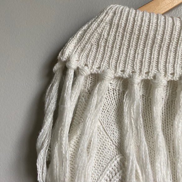 Off Shoulder Sweater - Picture 8 of 10